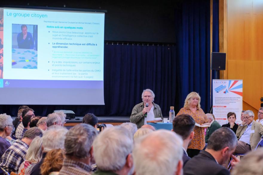 Premières réunions d'ouverture du débat